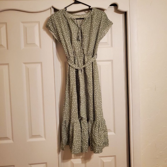 Mint Green Midi Dress - Picture 1 of 4
